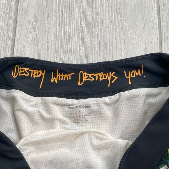 Reebok CrossFit Women’s Beetle Insect Print Knit Workout Delta Shorts Size Large - Picture 10 of 15